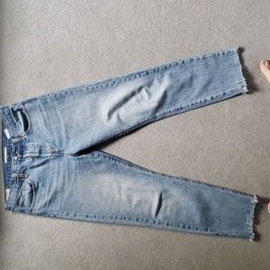 Pre loved wedgie Levi's size 30